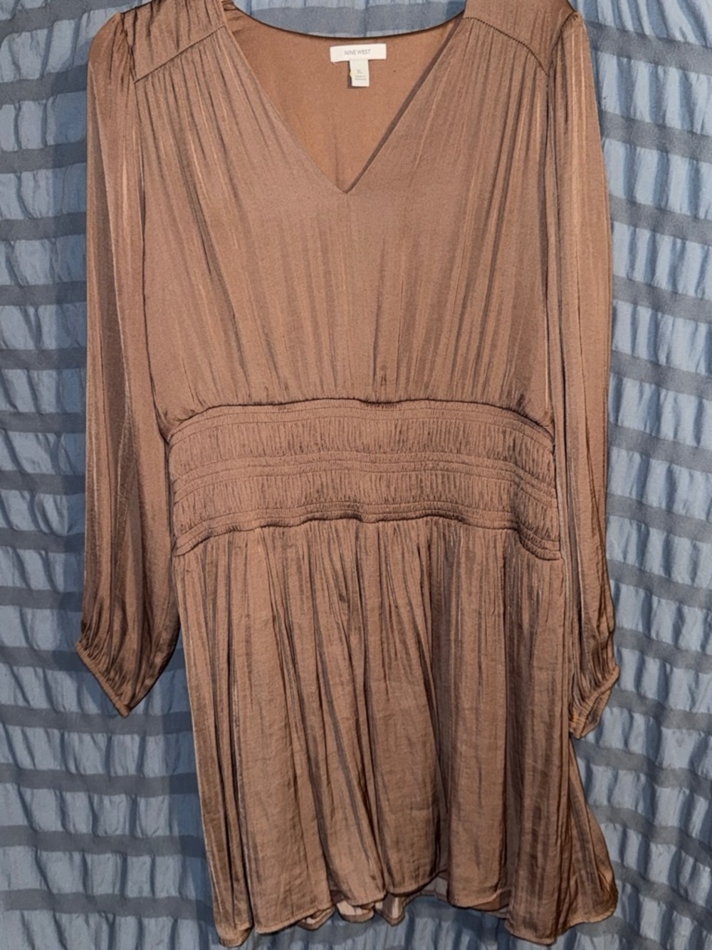 Nine West Taupe V-Neck Long Sleeve Smocked Waist Tunic NEW XL Women’s